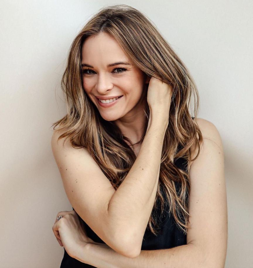 Danielle Panabaker Biography, Age, Height, Family mrDustBin