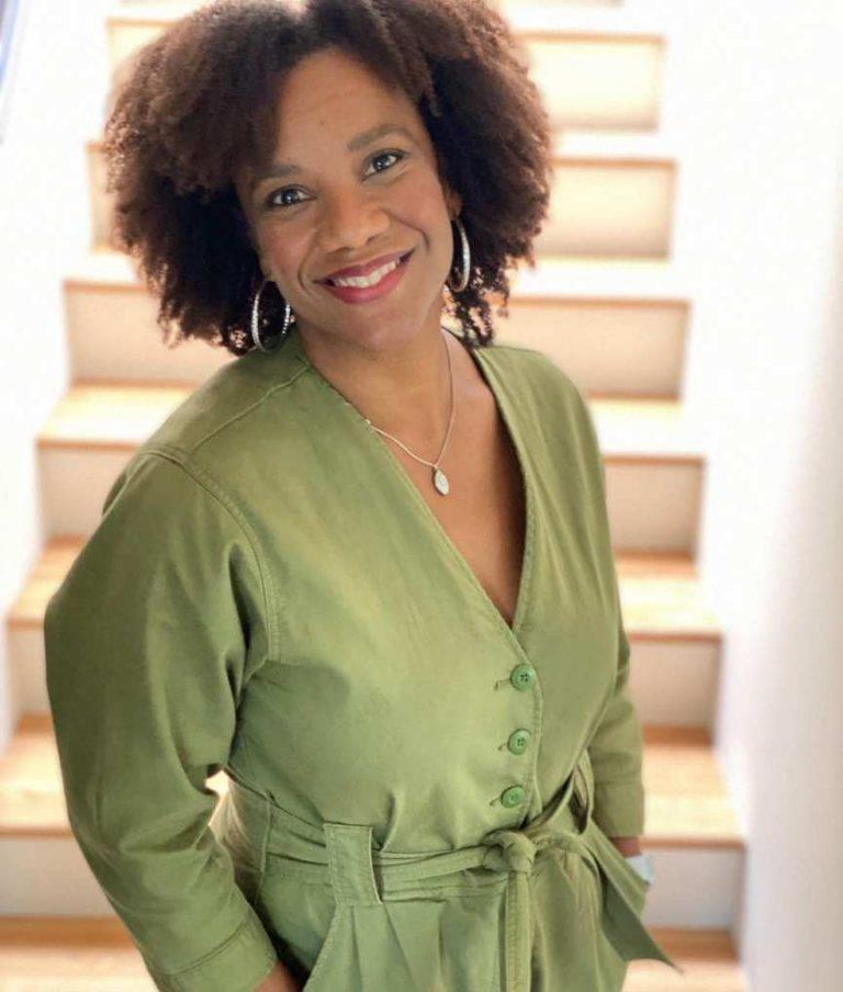 20 Hottest Black Actresses in Their 40s 2021 mrDustBin