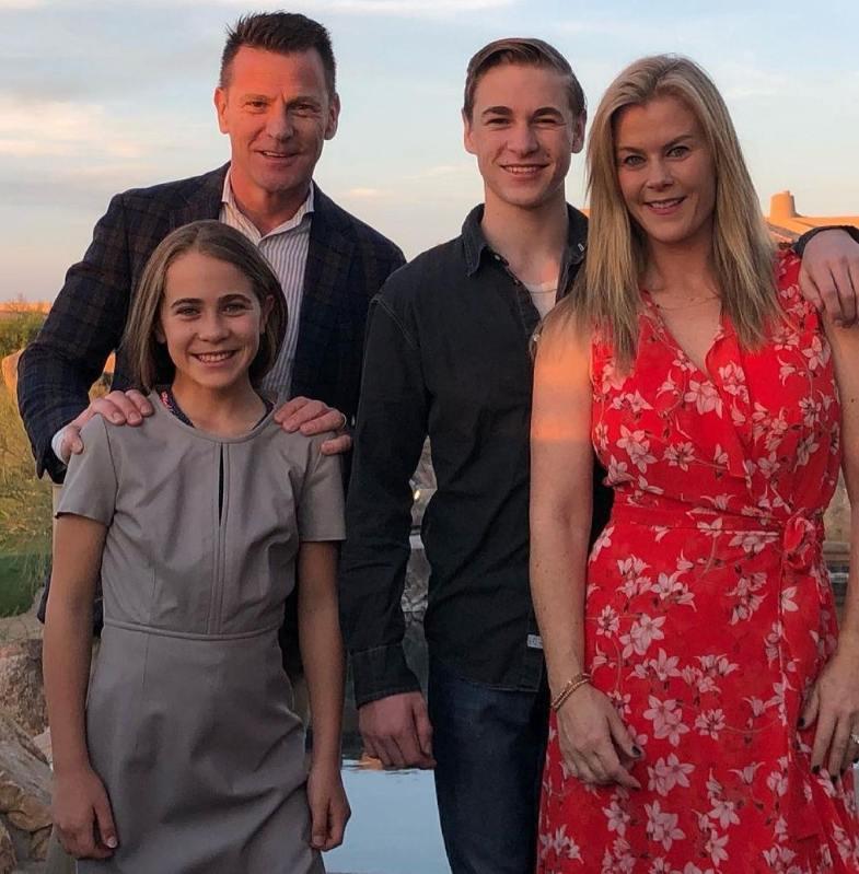Alison Sweeney Biography, Age, Height, Husband mrDustBin