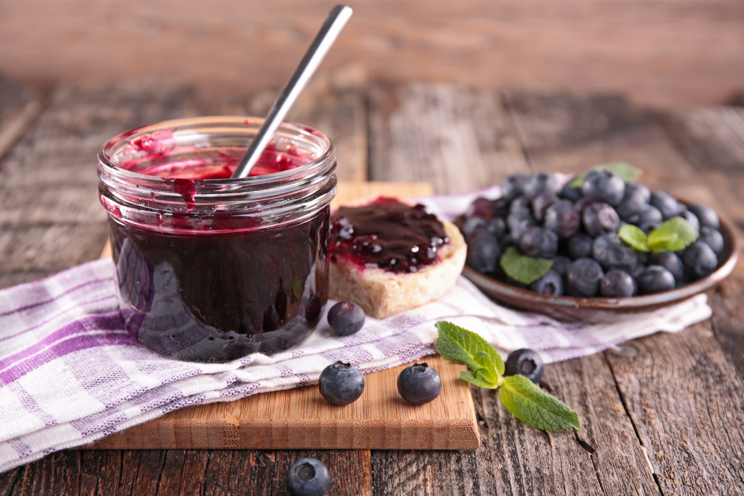 BLUEBERRY JAM WITH PECTIN Mr. P