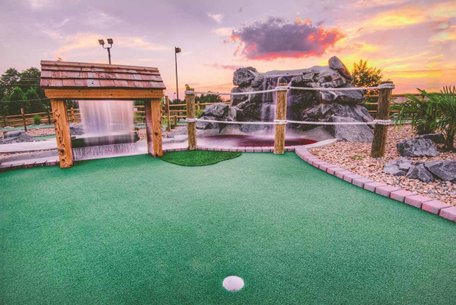 Mini Golf Mr. Putty's Fun Park