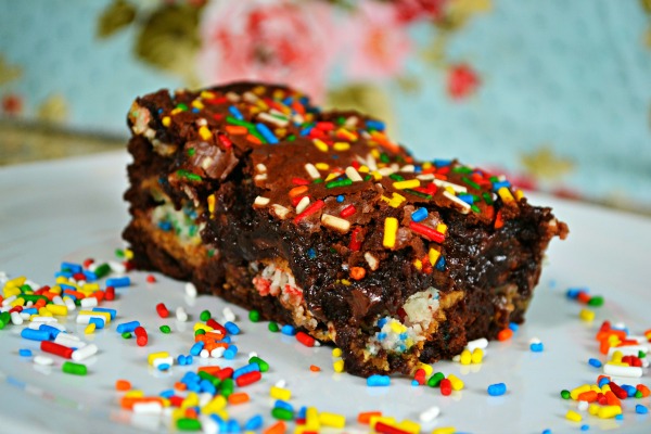 Birthday Cake Fudgy Brownies, With Oreos! Mrs Happy