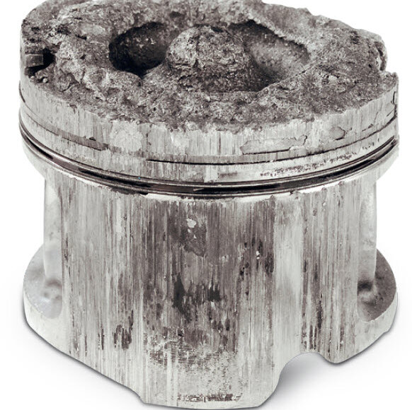 Piston damage and causes Motorservice
