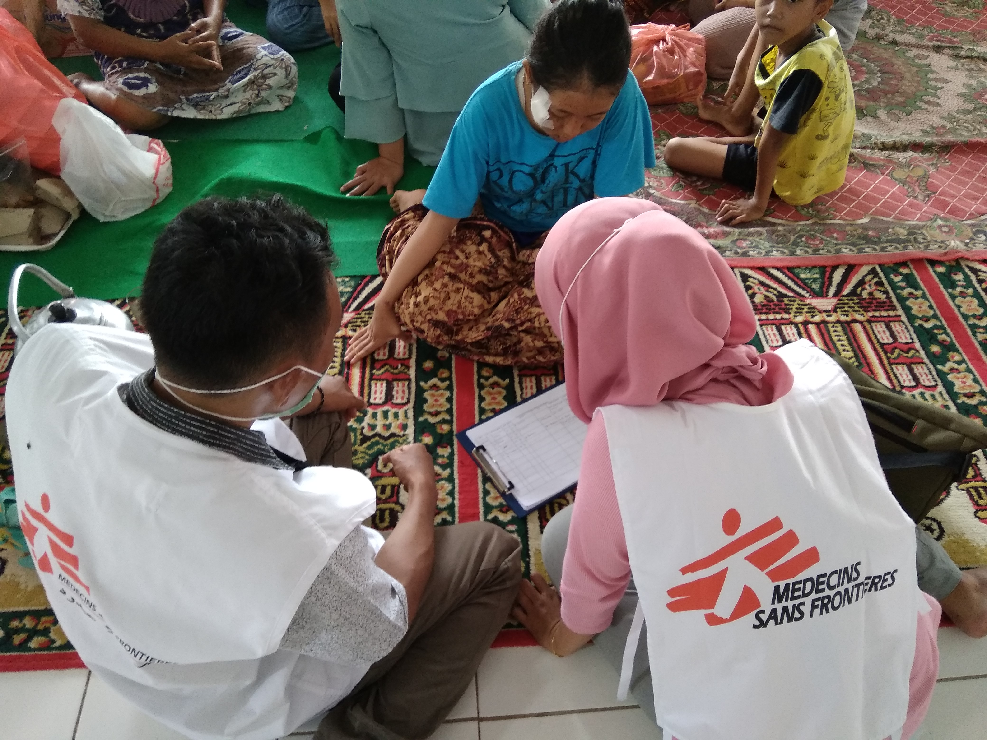 Tsunami à Java réponse de MSF sur place Médecins Sans Frontières Belgique