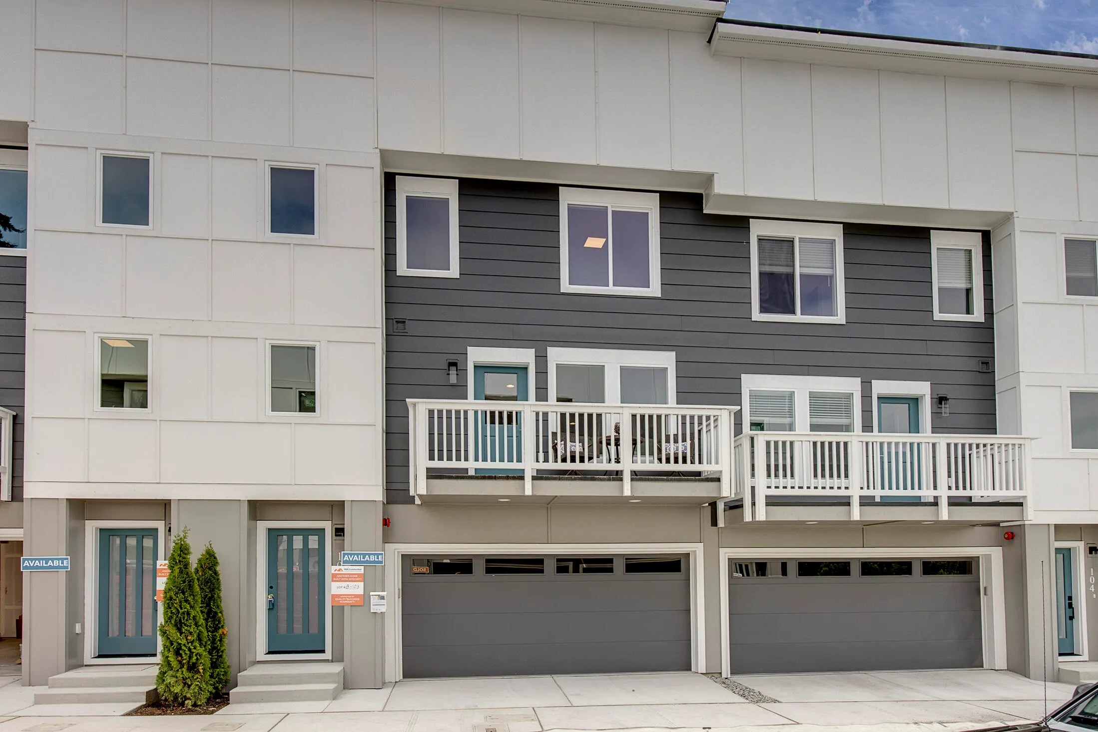 Beachwood New Luxury Townhomes in Kenmore, WA