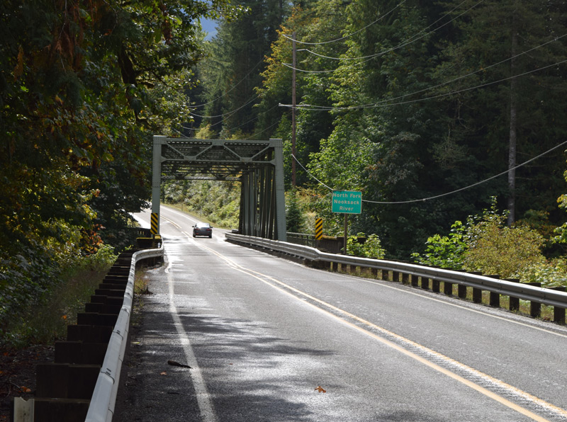 The Mt. Baker Scenic Highway, a Visitors Guide with Map, Mileposts, and
