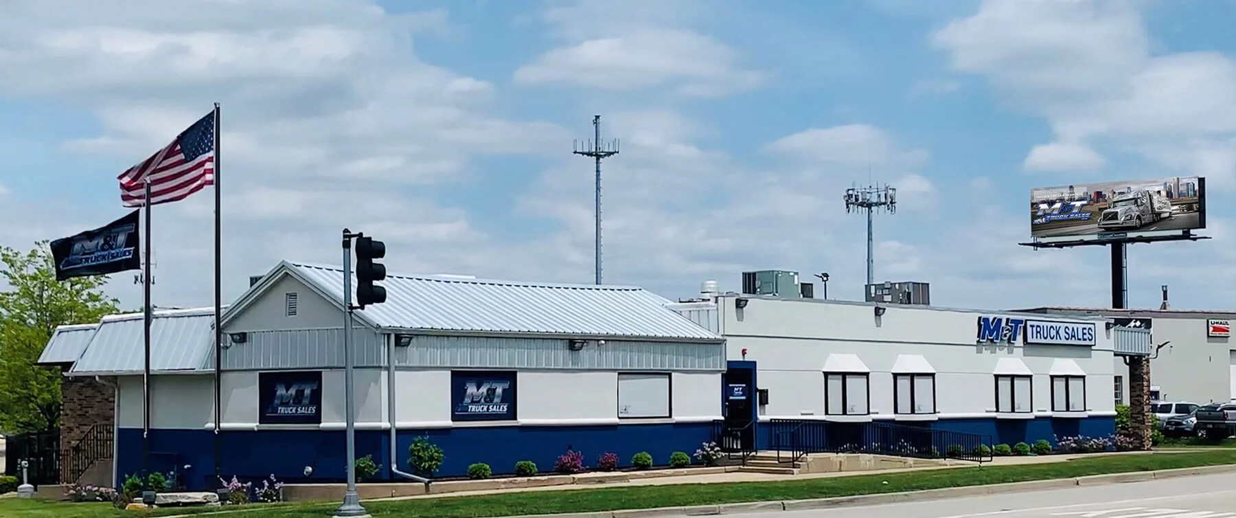 M & T Truck Sales Chicago, IL Top Truck Dealer