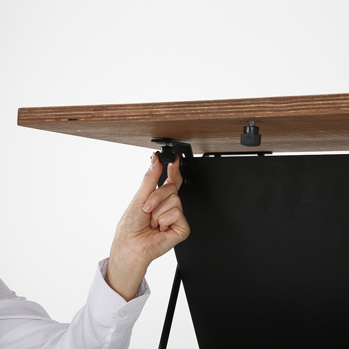 Foldable Wood Counter MT Displays