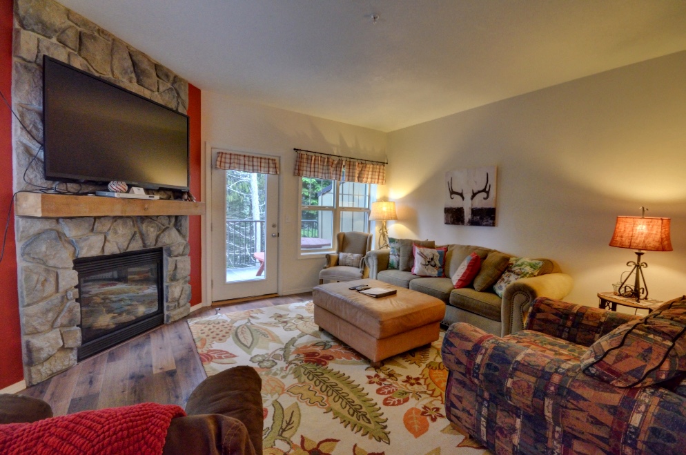 Mt. Hood Collins Lake End Unit in Government Camp Oregon Liz Warren