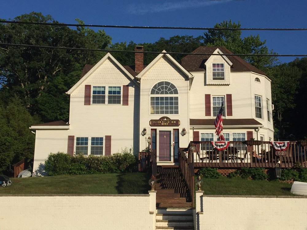 Waterstone Inn (Greenwood Lake, NY) Mount Peter