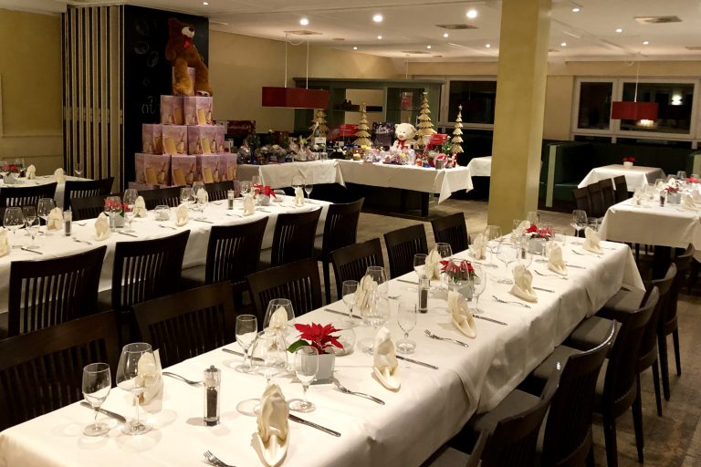 Ludwigsburg Restaurants Open Christmas Eve 2023 Weihnachten Feier Im Restaurant Campus in Ludwigsburg Campus Gastronomie