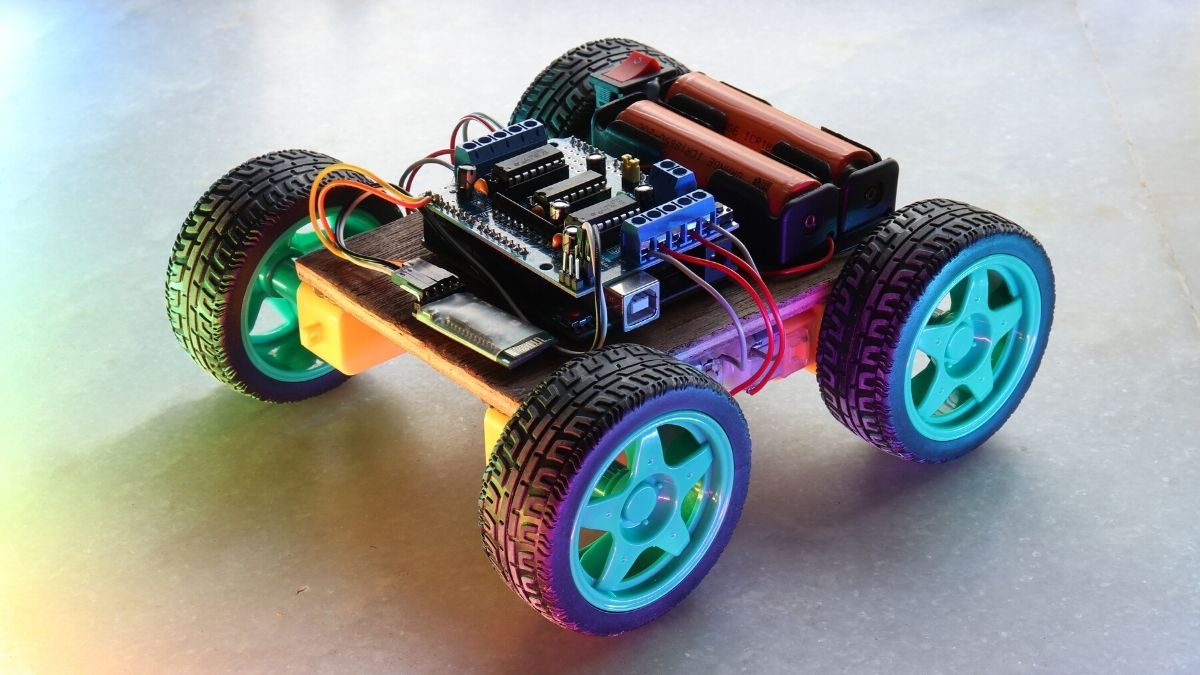 Arduino Bluetooth Controlled Car MULTAN ELECTRONICS