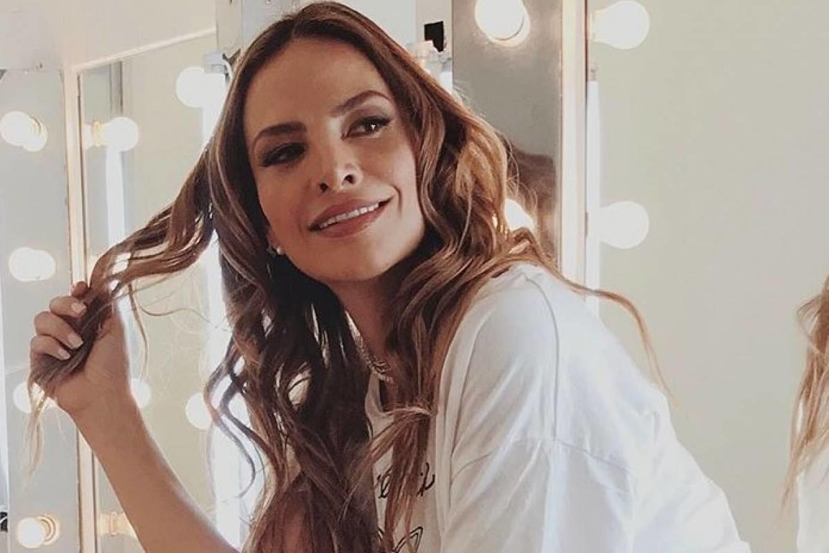 Fabiola Campomanes ENLOQUECE las redes sociales al posar DESNUDA