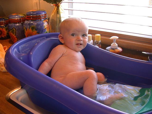 How to Bathe a Month Old Baby Mum Bub