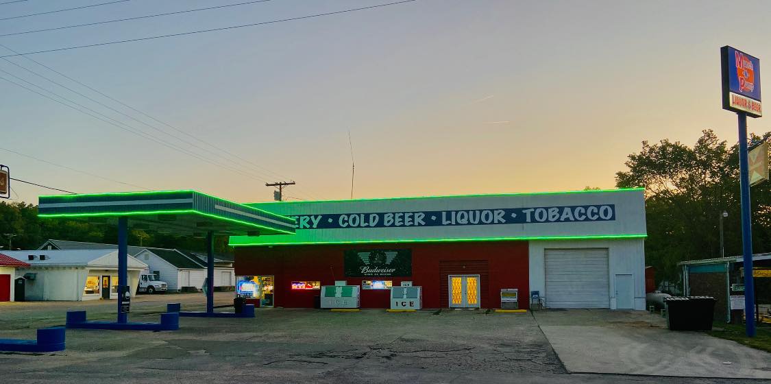 MunchNPump Ellington Ellington, MO