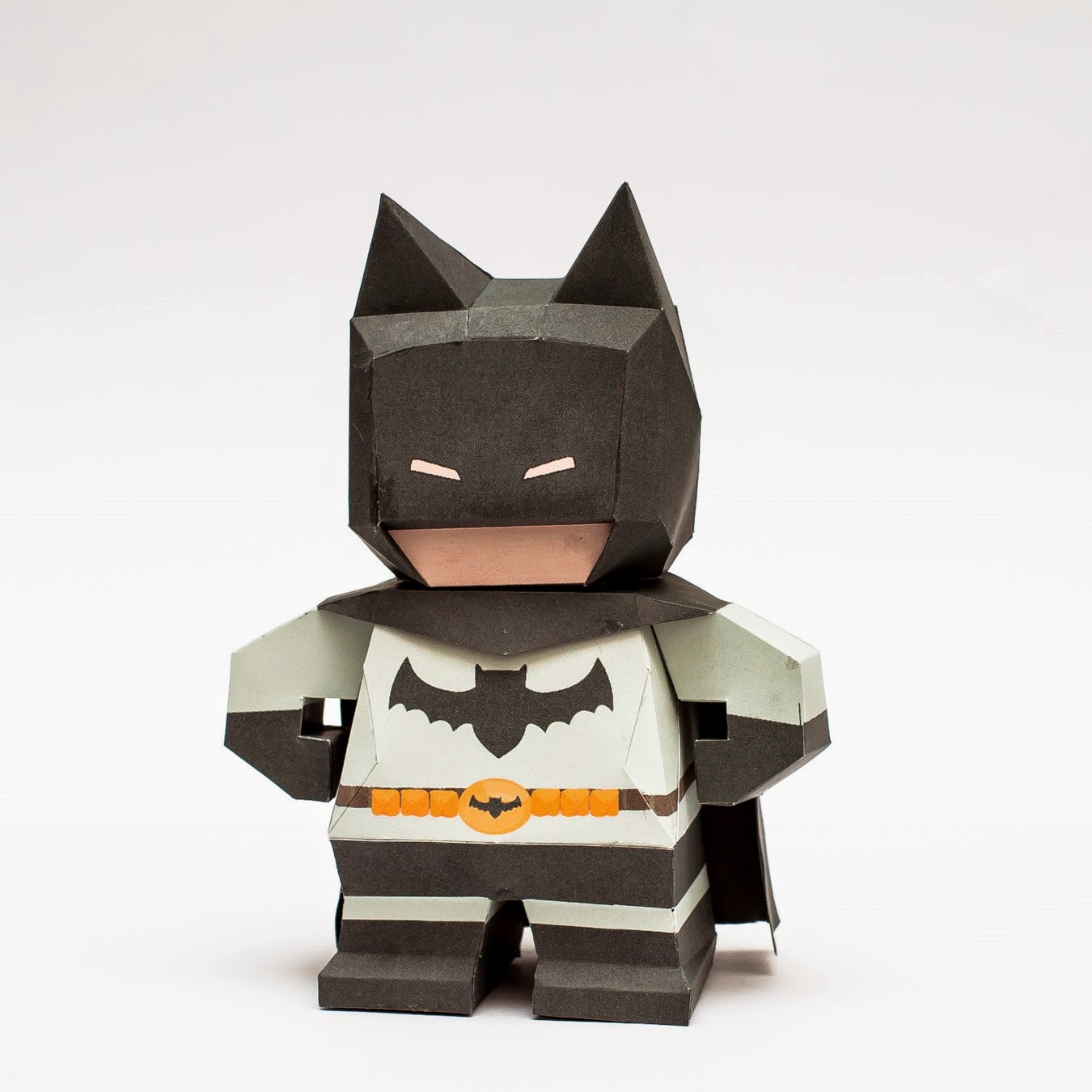 Chibi Batman Papercraft