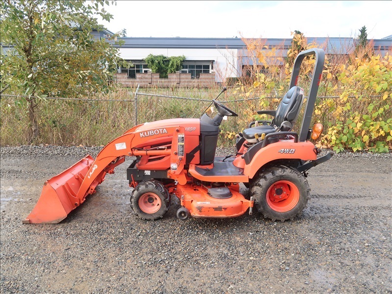 KUBOTA BX1850D TRACTOR W/MOWER & LOADER KENMORE HEAVY EQUIPMENT