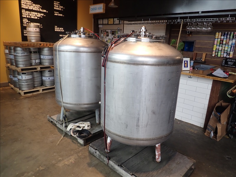 (2) FABDEC 183 GALLON S/S SINGLE WALL GRUNDY TANKS SASQUATCH BREWING