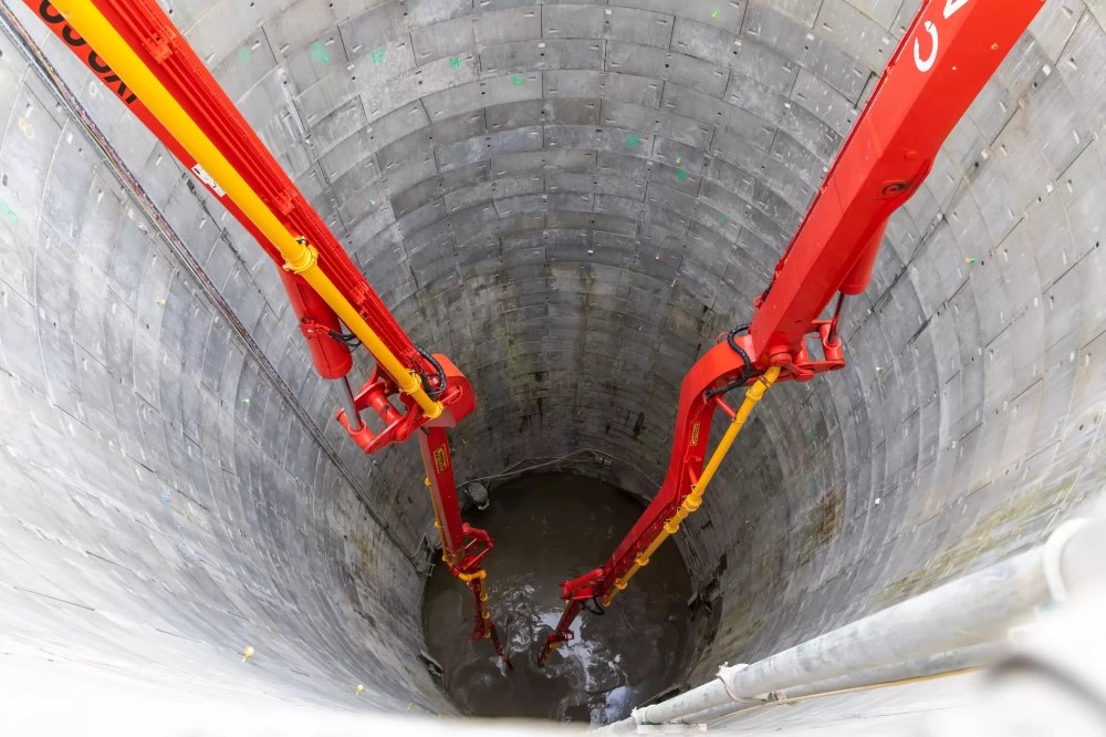 Record CementFree Concrete Pour at London Power Tunnels