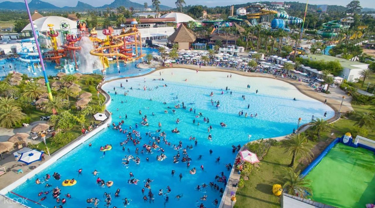 Cartoon Network Amazone Waterpark Murphys Waves