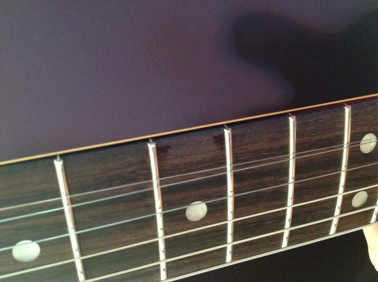 Saitenlage bei neuer Gitarre einstellen | Musiker-Board