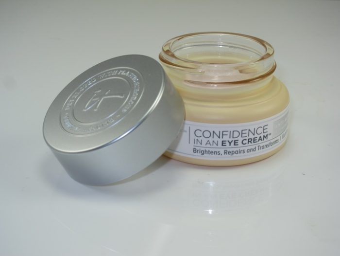 It Cosmetics Confidence In An Eye Cream Review Musings of a Muse