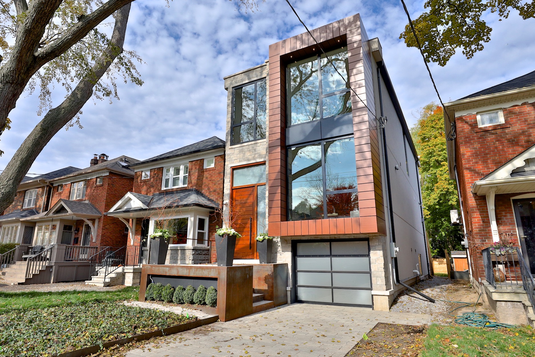 Wanless Avenue Contemporary Kitchen Muti Kitchen & Bath Toronto and Oakville