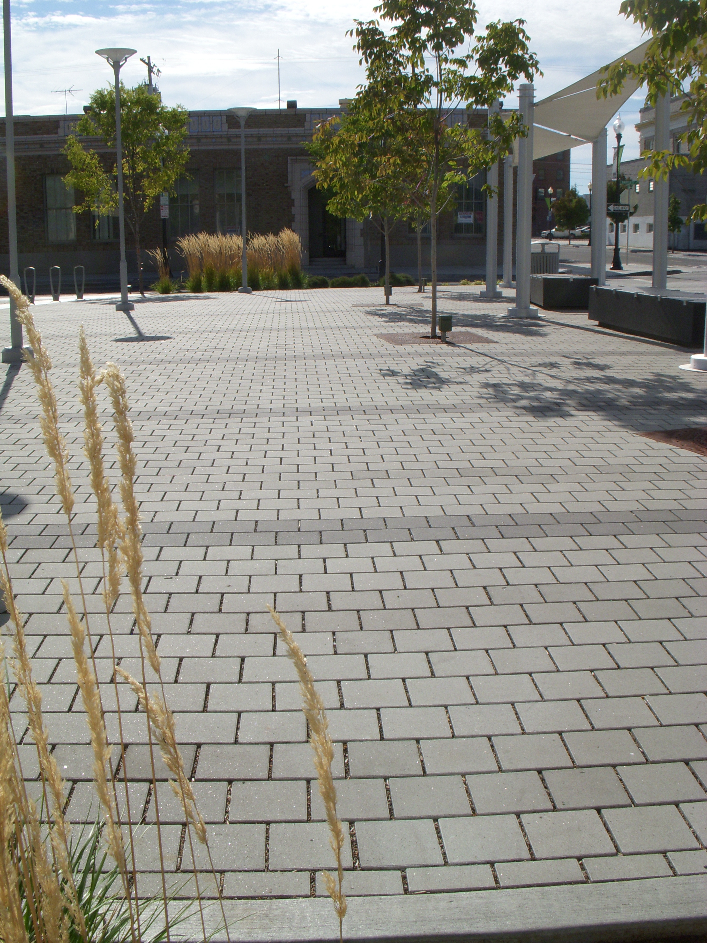 Medford Commons used EcoPriora Permeable Pavers