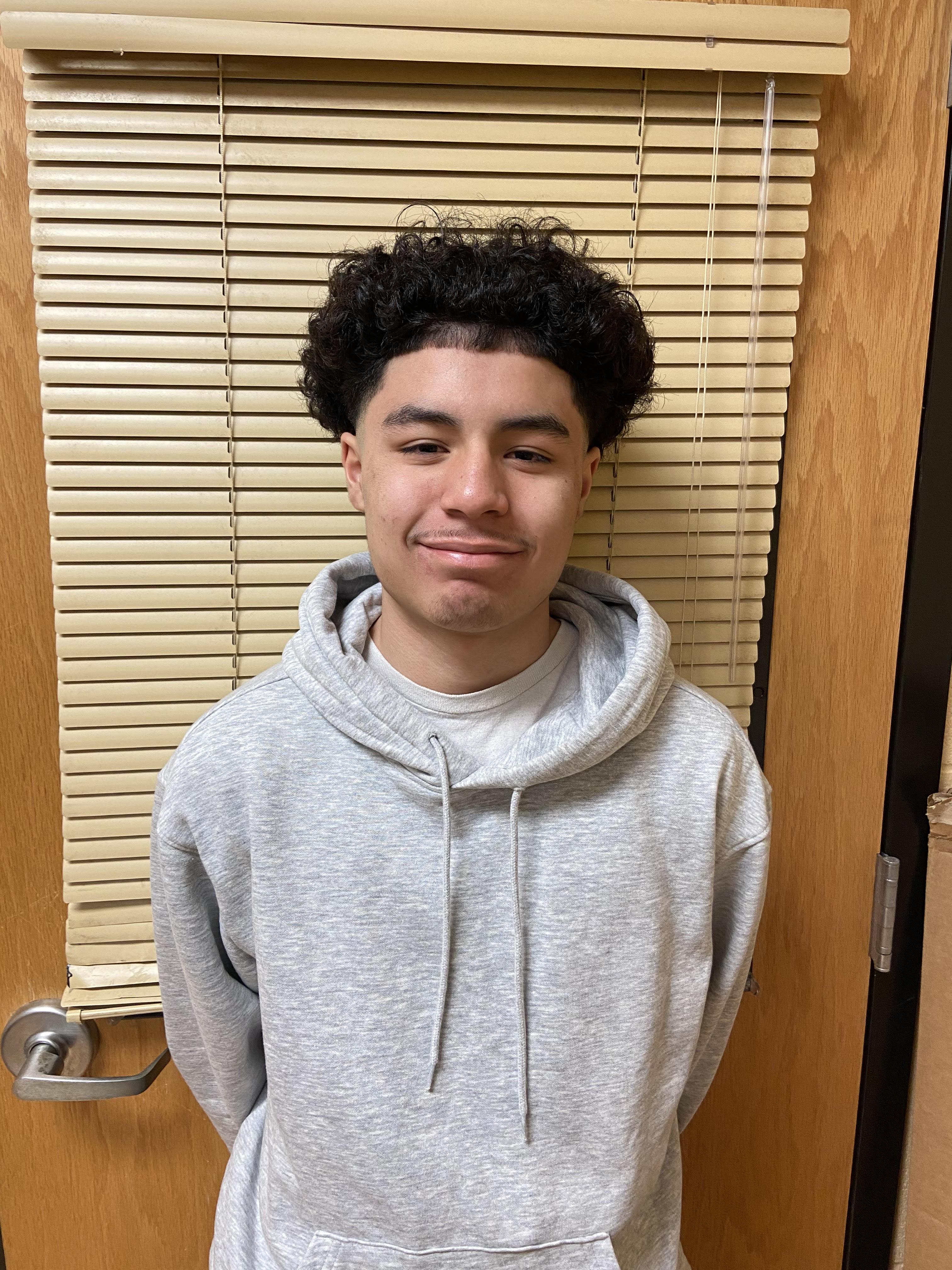 Medina Valley HS athlete receives SA ExpressNews Game Ball Medina