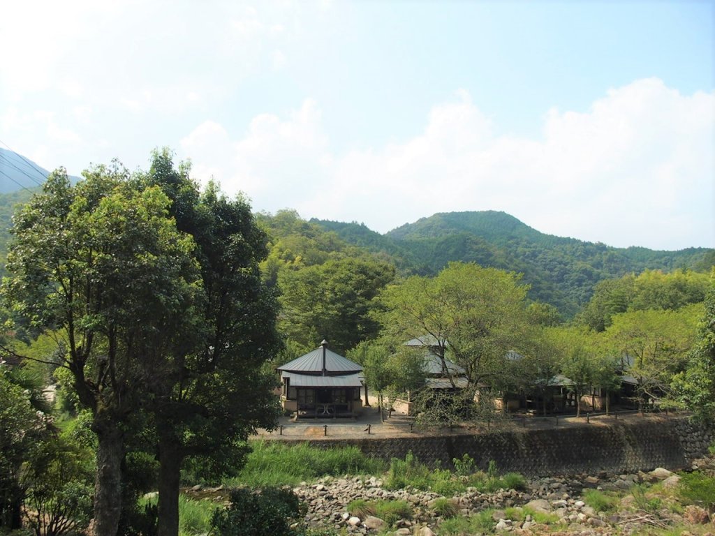 柏原渓谷TaTuTaの森｜柏原渓谷TaTuTaの森｜香川旅帖｜香川県観光協会公式サイト うどん県旅ネット