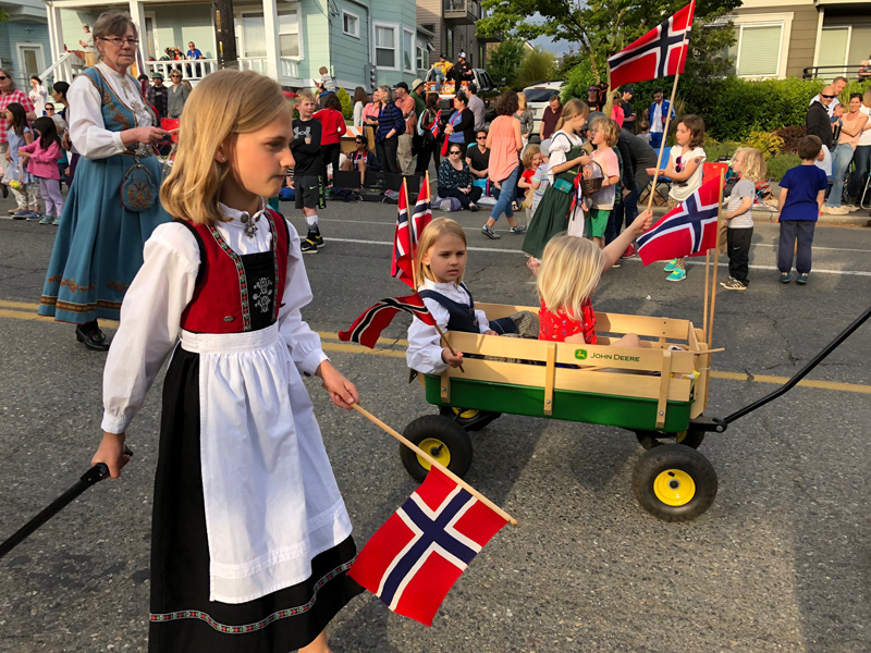 Photos from the Syttende Mai parade My Ballard