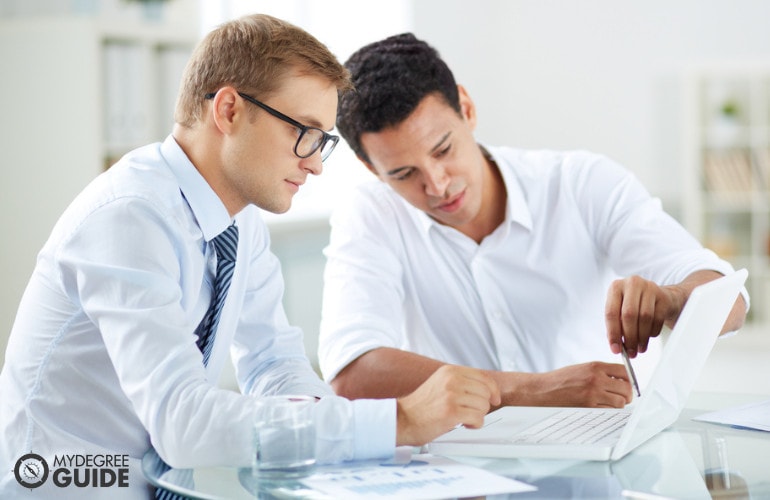 2023 Best Online PhD in Risk Management [Doctorate Guide]