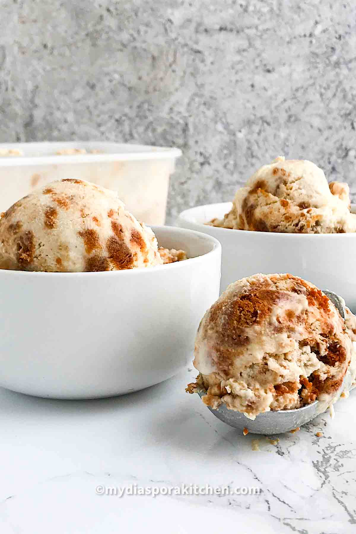 Biscoff ice cream recipe (Biscoff cookies and cream) My Diaspora Kitchen