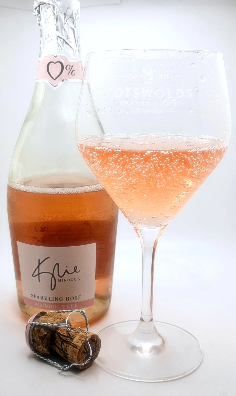 Kylie's NonAlcoholic Sparkling Rose ⋆ 😎