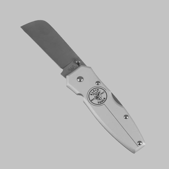 5 Best Straight Edge Pocket Knives for EDC Gun Holsters