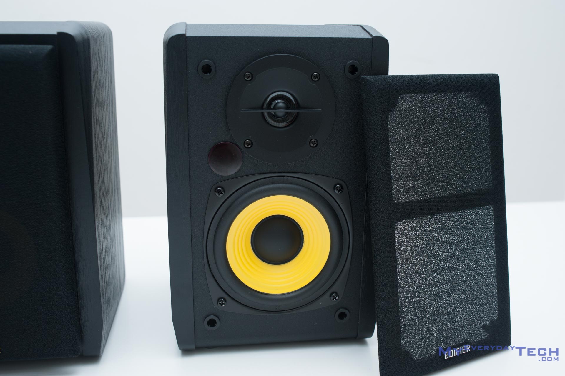 edifier r1010bt specs