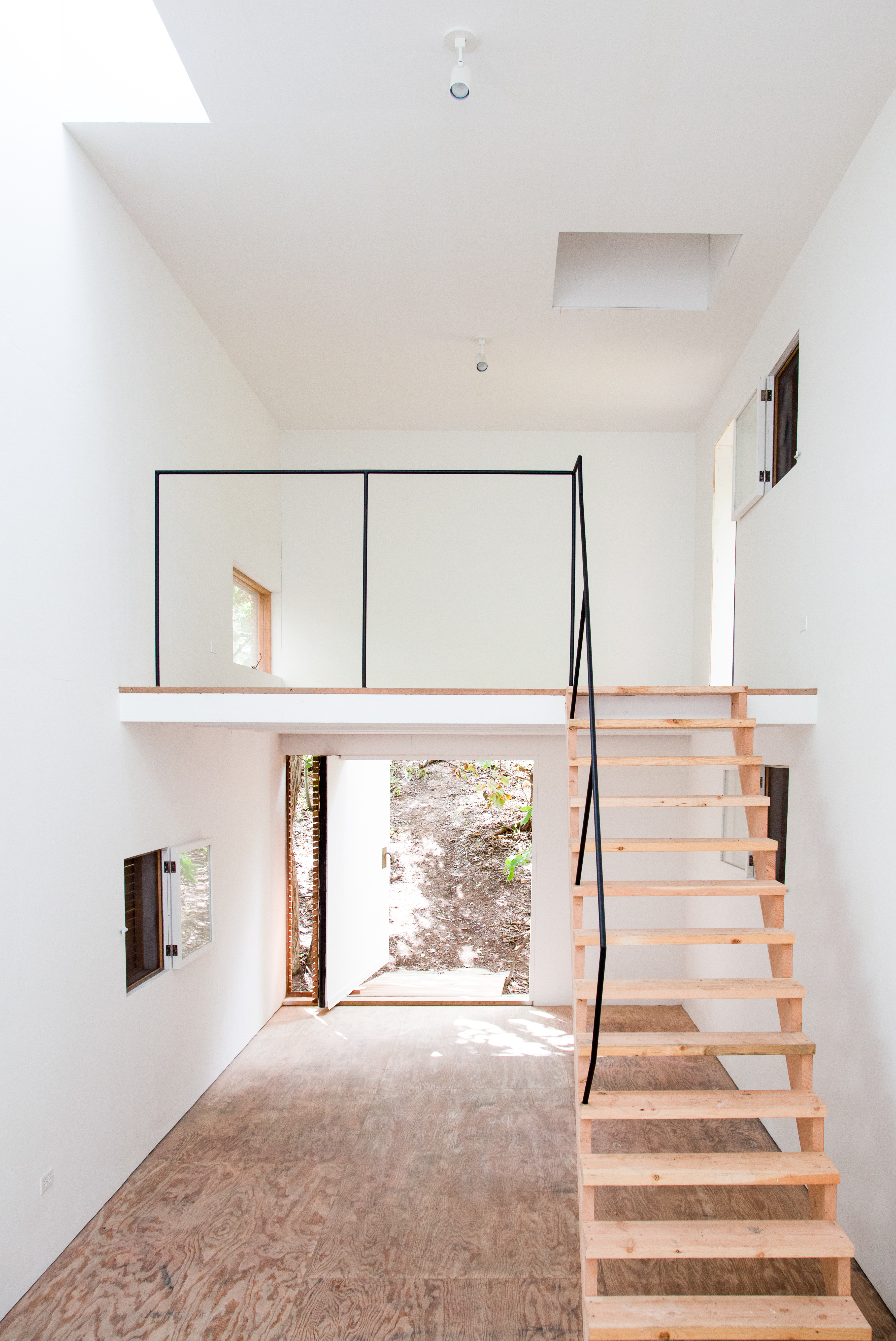 List Of Mezzanine Floor Bedroom For Small Space