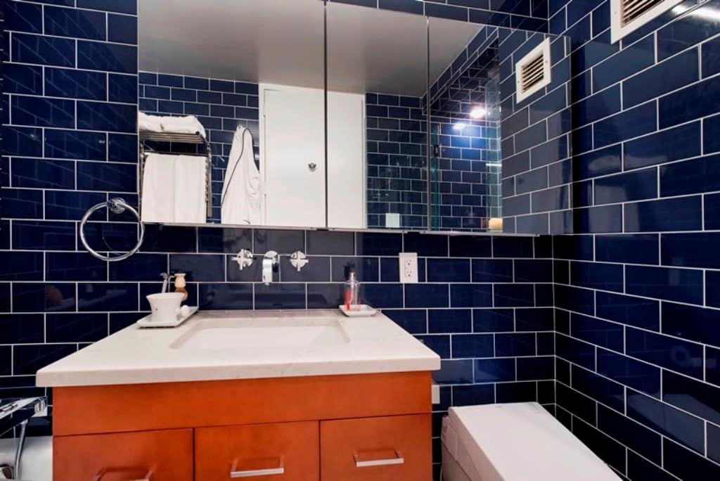 4 Pro Tips for Choosing Grout Color Read before remodeling!