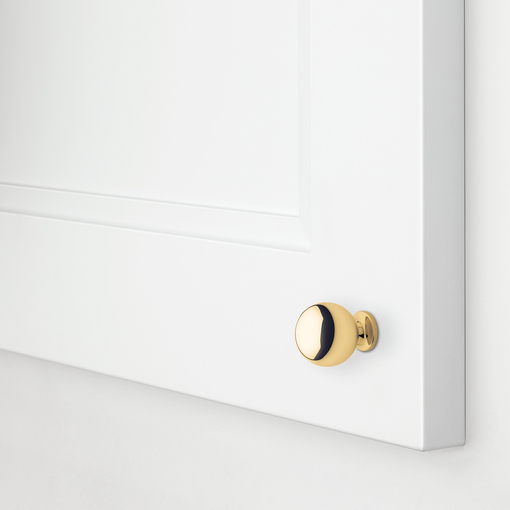 Estate Hardware Collection 1" Diameter Spherical Knob in Polished Brass by Baldwin