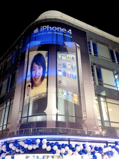 iPhone Open for Carriers in Germany