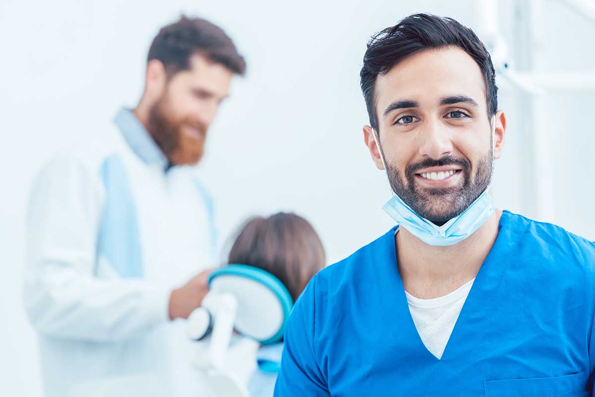 oral surgeon vs dentist Tag Archives SleepGuardian