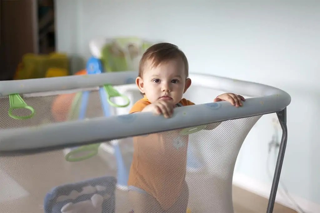 How Long Can My Baby Use a Portable Crib? Nursery & Kid’s Room Décor
