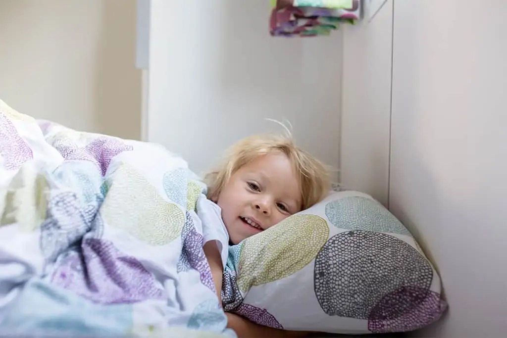 Best Travel Toddler Bed Guide The Safest & Most Comfortable Nursery