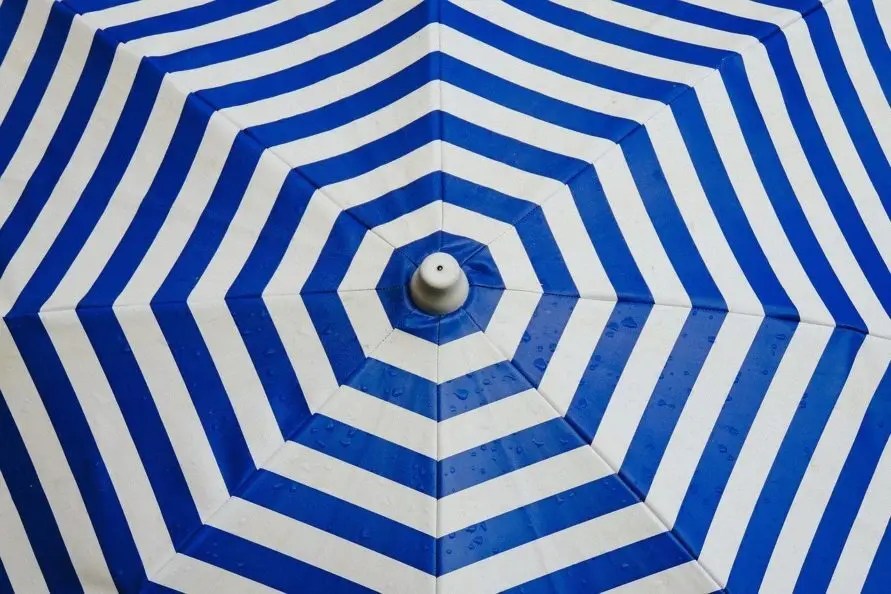 Retro Sonnenschirm aus den 70igern DIY MYSMALLHOUSE