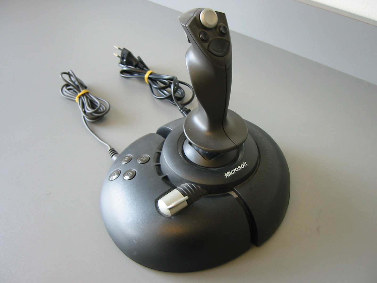 Vends Joystick Microsoft Sidewinder Force Feedback 2 USB CheckSix Forums