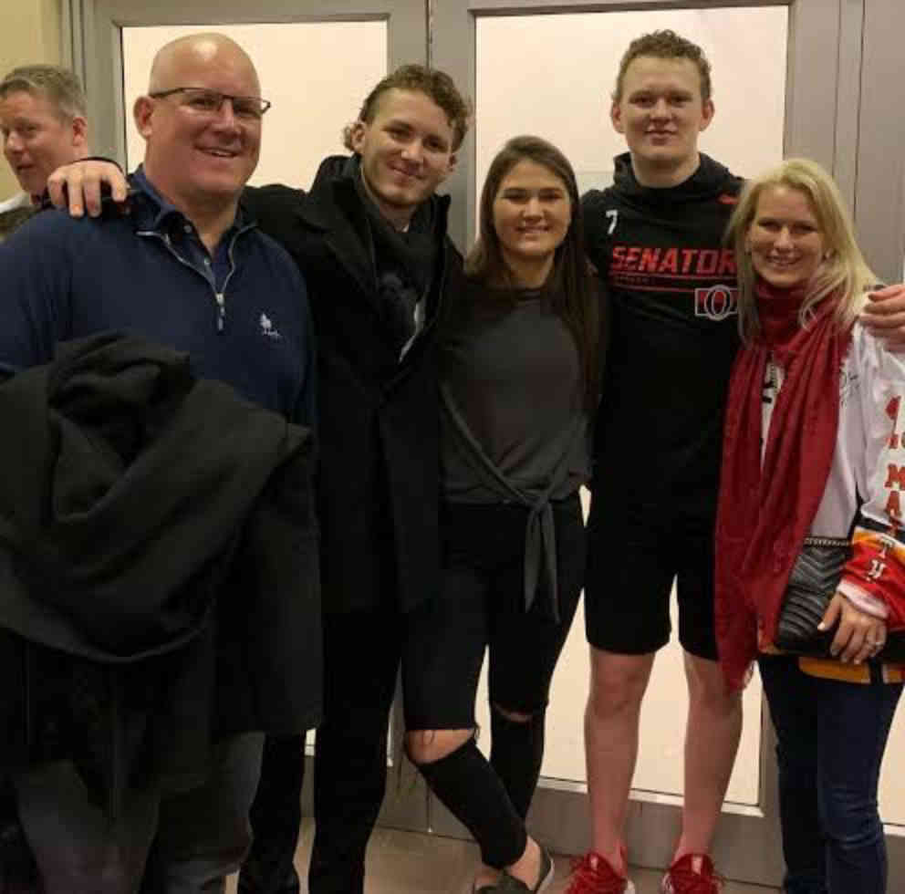 Chantal Oster Bio Keith Tkachuk Wife MySportDab(015)