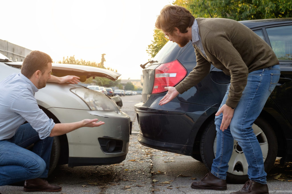 What to Do in a Fender Bender 5 Things to Remember