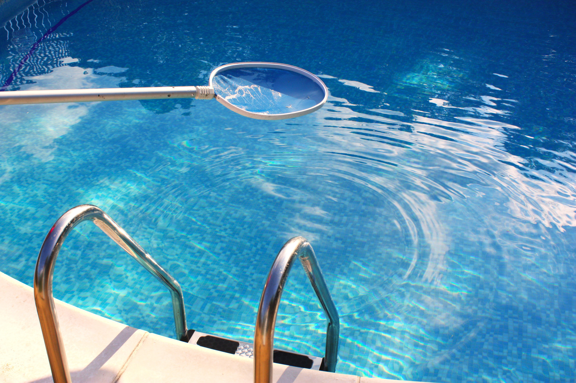 How To Keep Your Pool Clean All Summer Long