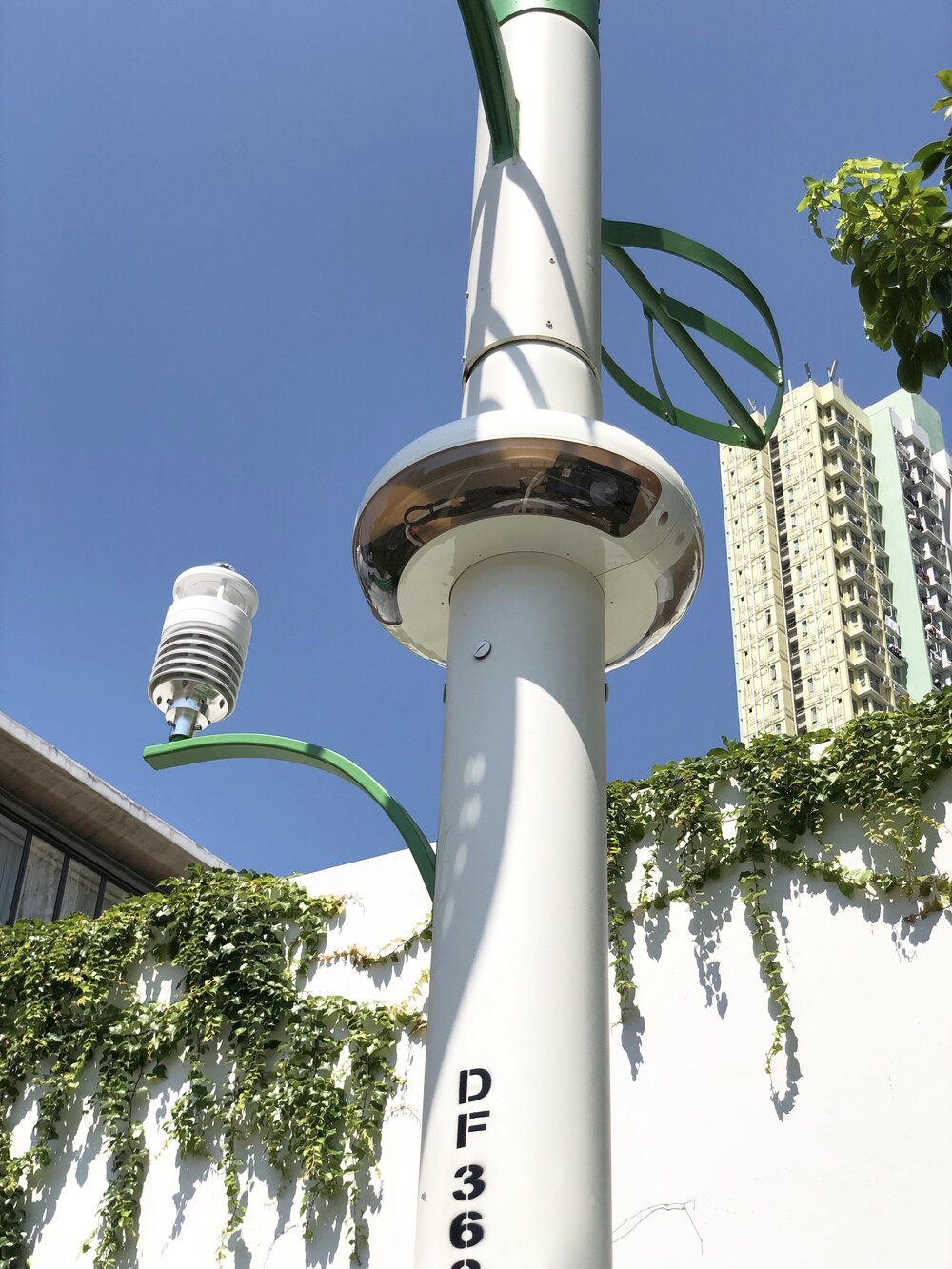 Smart Lampposts nhop technologies Limited