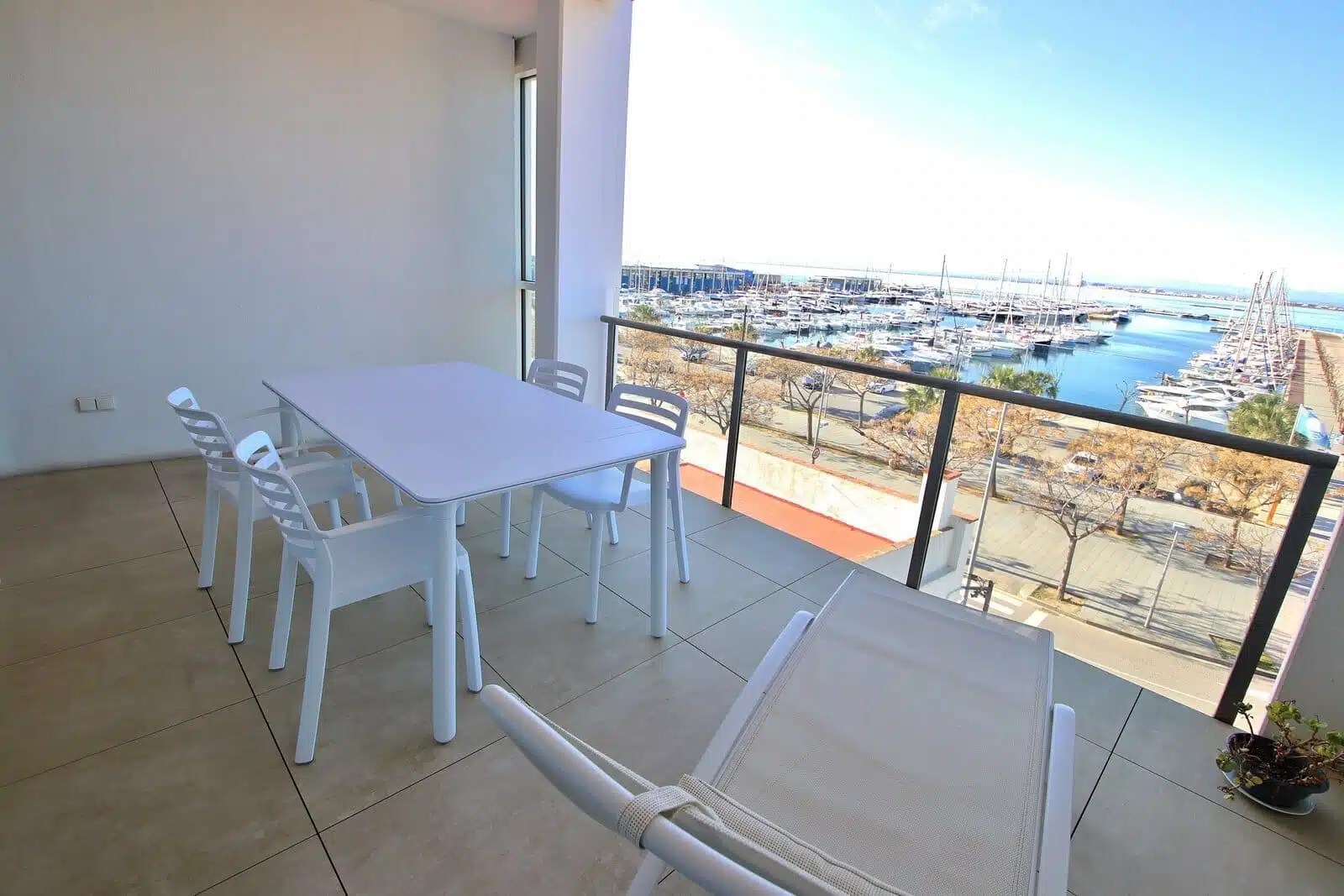 vente appartement rosas, vue mer, plage 100 m, parking privé